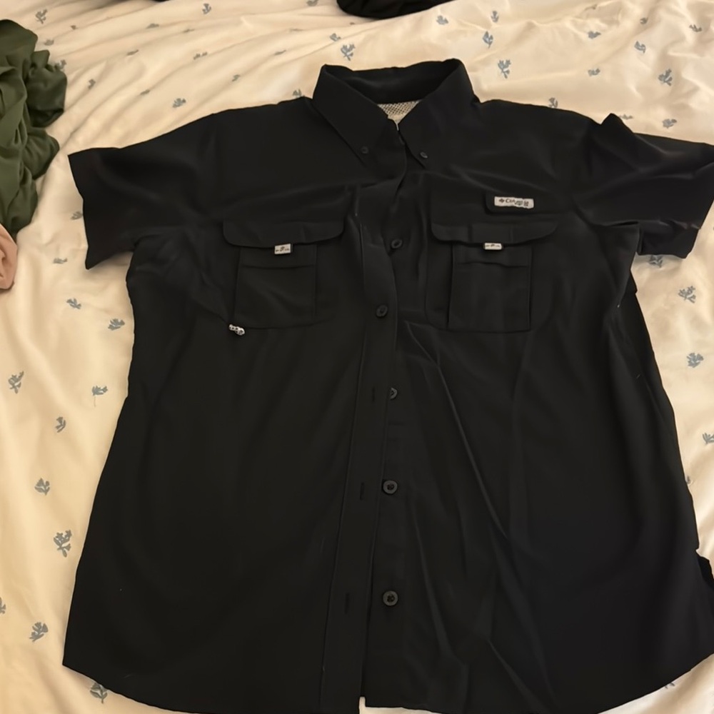 Black Casual Button Down Shirt with Lightweight Material